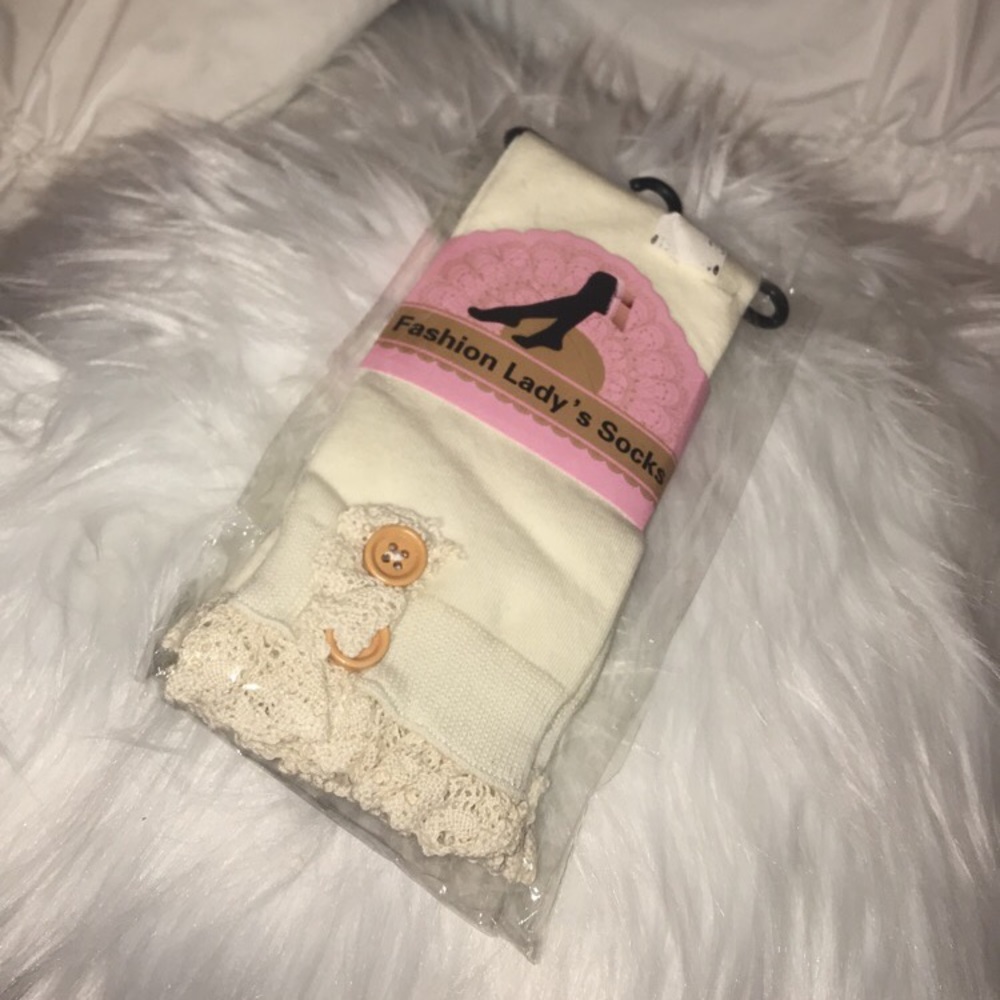 (2)HIGH KNEE SOCKS FOR BOOTS